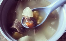 猪肺雪梨枇杷糖水