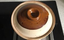 嫩牛滑蛋煲仔饭