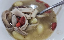 胡椒猪肚鸽子汤