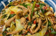 完美复刻泡椒鸭肠米线