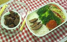 虾丸便当配鸭胗鸭肝