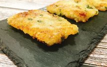 外脆里嫩的煎糯米糍粑