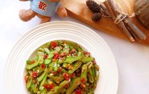 新鲜刀豆炒肉沫（下饭菜～没错）