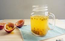 百香果的朴素吃法（百香果汁）