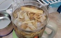 甘蔗海底椰雪梨水（清热降火）