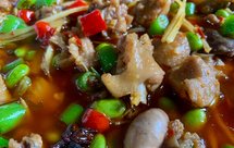 青豆仔姜鲜锅鸡