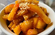 西瓜皮别全扔了—这样做好吃健康环保