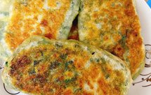 厨房小白也会的皮薄陷大的韭菜盒子，不会包菜盒子的看过来，方法超级简单