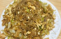 包菜炒粉丝鸡蛋