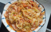 西红柿炒包菜（圆白菜）--新手友好，无滤镜实拍