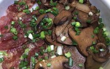 黑牛肝菌煲仔饭