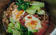 电饭煲腊肠鸡腿香菇煲仔饭