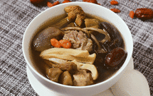 姬松茸杂菌排骨汤,鲜味来自大山里的干货