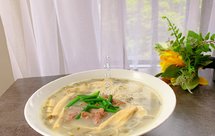 黄花鱼雪菜煨面