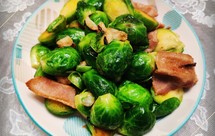 蒜蓉培根炒孢子甘蓝