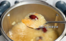 冰糖银耳雪梨汤