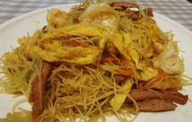 充满浓浓南洋风味的【星洲炒米粉】