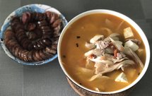 平菇肉片豆腐汤