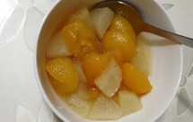 冰糖枇杷炖雪梨(超简单版)