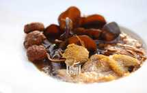 补血养颜健脑——红菇竹荪汤