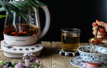 #北鼎养生壶食谱#【内炖外煮：枸杞莲子燕窝+灵芝红枣茶】