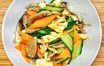 平菇黄瓜炒蛋
