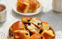 炼乳提子小方包