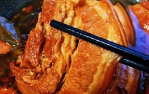 食肉兽的快乐！（生酮keto）低碳者都吃点啥-入口即化！肥而不腻！香卤五花肉！简单粗暴！懒人快手！附万能卤汁做法！用料超简单！卤啥都好吃！