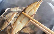 金鲳鱼干猪肉煲