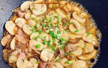 家常菜 口蘑炒肉