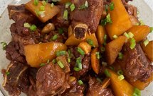 土豆烧排骨