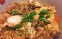 生蚝鱼肚炖豆腐