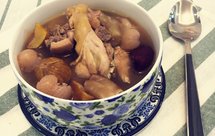 暖胃补肾益气的美容汤：黄花鱼肚栗子鸡汤