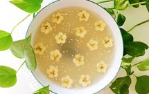 利用藕粉的浮力花样吃藕粉