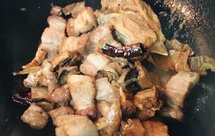 河豚鱼干炖五花肉