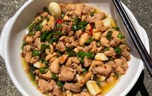 小米椒爱上小公鸡（小米椒花椒油炒鸡）