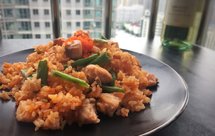 无油食谱—三文鱼飞鱼籽炒饭