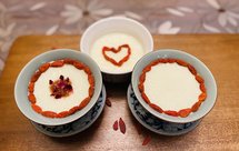 简易蛋清双皮奶（蒸锅与微波炉对照版）