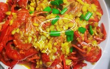 夏天必吃的小龙虾