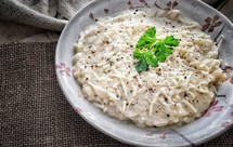 【在美味中减脂增肌】蒜香鸡肉奶油炖饭