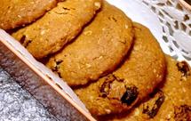 燕麦葡萄干饼干