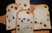 超绵软奶香浓郁的葡萄干吐司