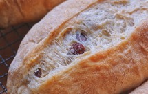 全麦栗子葡萄干软欧