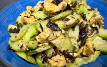 橄榄菜黄瓜炒蛋