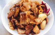 下饭菜：姜烧五花肉米鱼干