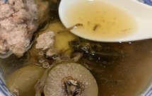 橄榄金线莲鲍鱼炖瘦肉汤