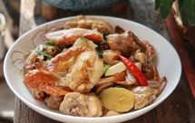 葱姜蒜鸡蟹煲