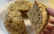 红枣核桃燕麦大米蒸蛋糕