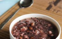 黑米黑豆粥