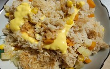 蛋黄玉米胡萝卜土豆焖饭